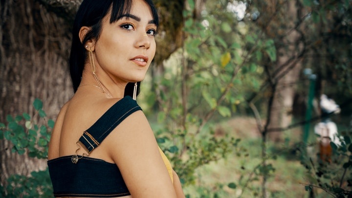 chica-en-el-bosque