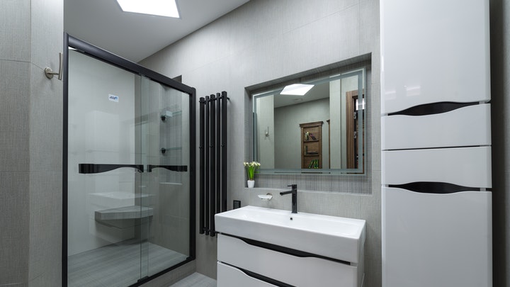 Ideas de decoración para decorar baños con ducha 7 mueble-columna-en-bano