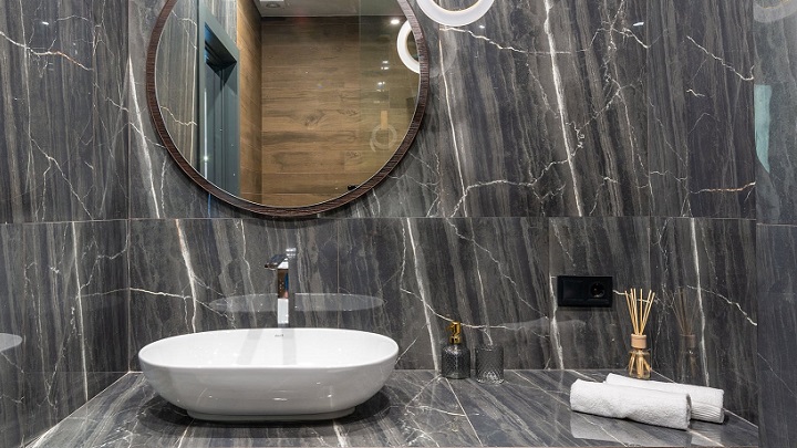 Tendencias para decorar un baño lujoso 4 bano-de-color-negro