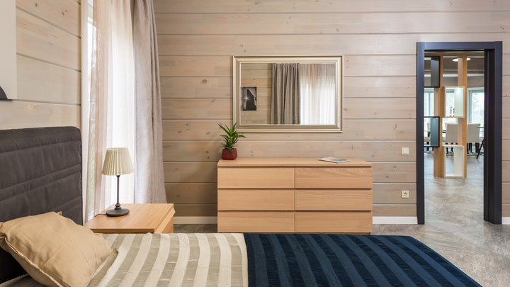 Ideas para cambiar la decoración de la Recamara en otoño 6 espejo-con-comoda-en-dormitorio