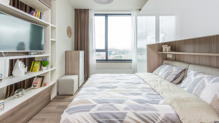 Los beneficios del orden y la organización en el dormitorio 3 dormitorio-con-ventana-grande