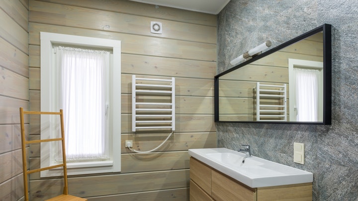 Ventajas de tener un baño con ventana 5 bano-pequeno-con-ventana