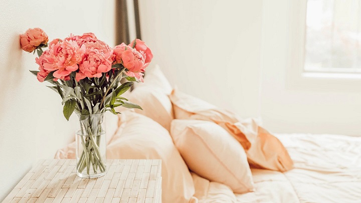 Consejos para experimentar con el estilo shabby chic 2 dormitorio-con-decoracion-romantica