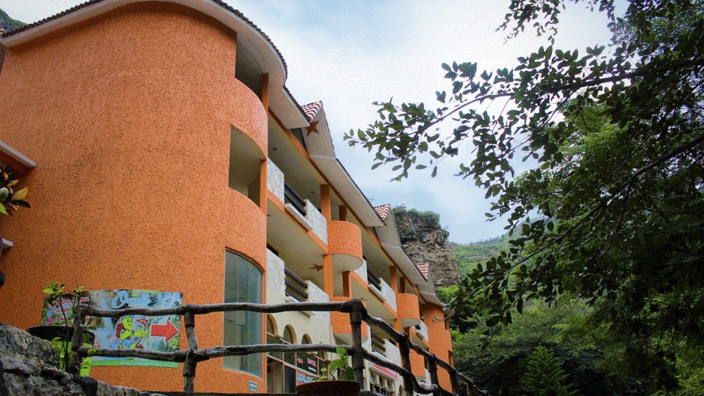 5 hoteles cerca de las Grutas de Tolantongo para dormir cómodamente junto a esta maravilla natural