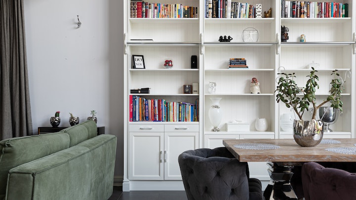 Errores en la elección de los complementos de decoración 6 libreria-de-color-blanco