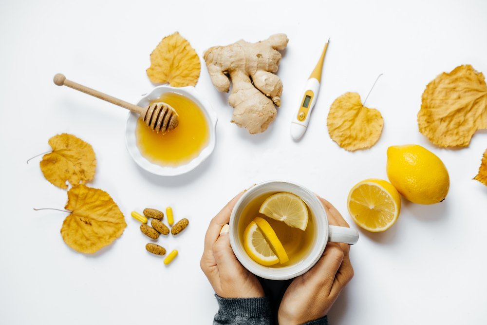 Remedio casero para resfriados: cómo hacer un tónico de miel con 4 ingredientes
