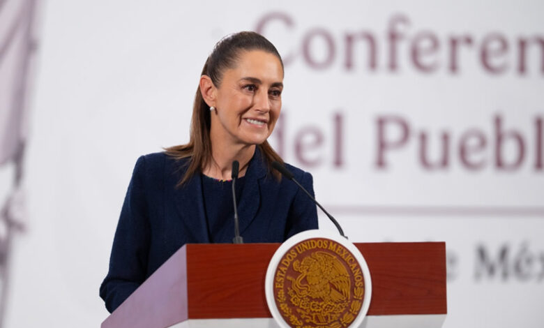 La presidenta Claudia Sheinbaum durante su conferencia presidencial matutina en Palacio Nacional