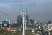 El gobierno de la Ciudad de México impulsa nuevas líneas de teleférico urbano mientras comunidades exigen información y consulta previa.