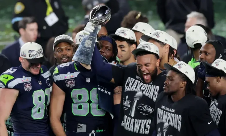 La defensiva de los Seattle Seahawks inquietó durante todo el partido a Drake Maye.
