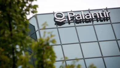 Palantir gana terreno en América Latina mientras gobiernos buscan inteligencia artificial para seguridad, control migratorio, aduanas y vigilancia estratégica.