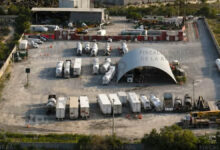 ¿Qué fue lo encontrado en Cadereyta? Las autoridades encontraron 671 mil litros de posible hidrocarburo, 400 mil litros de liquido color negro y amarillo.