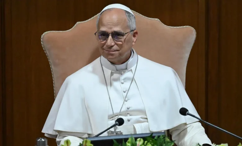 Papa León XIV lanza advertencia mundial sobre la inteligencia artificial: “La tecnología no puede reemplazar la dignidad humana” 1 Papa León XIV publica Magnifica Humanitas y advierte que la IA no debe dominar al ser humano.