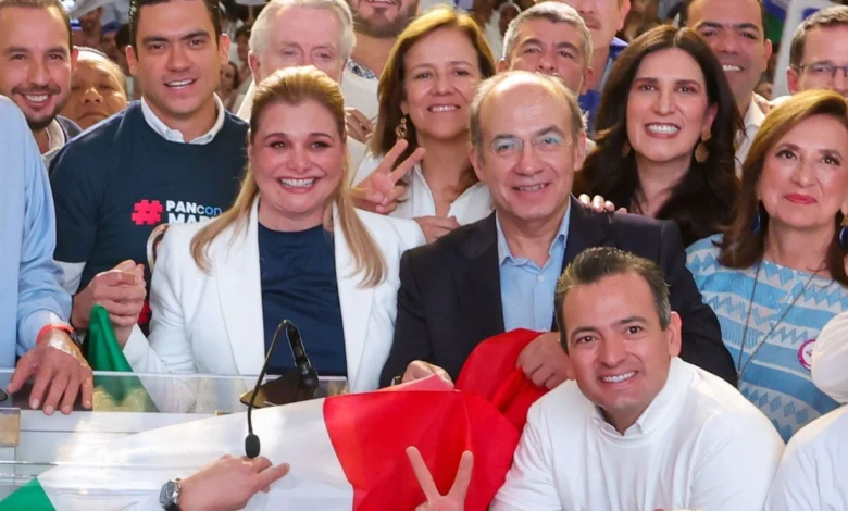 Felipe Calderón y Chihuahua 11 María Eugenia Campos, gobernadora de Chihuahua, señaló que el gobierno federal usa el caso de las agentes de la CIA para afectarla.